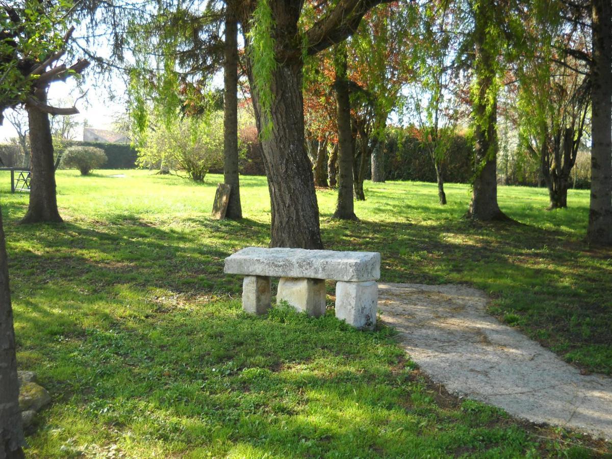 Bed and Breakfast Relais Des Vignottes Chevannes  Esterno foto